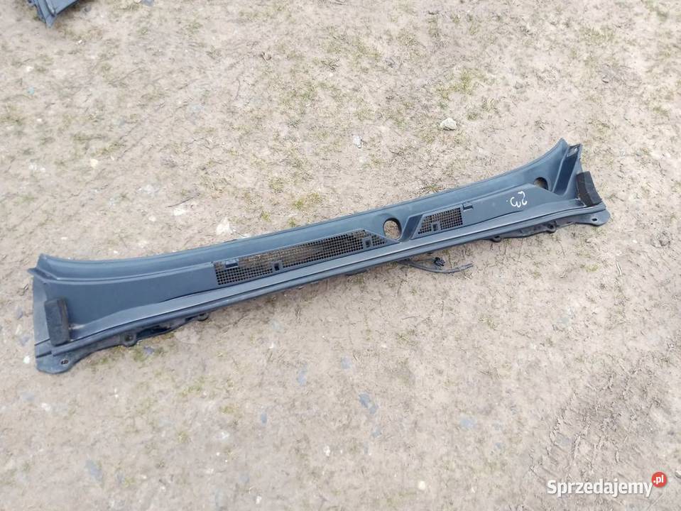 PODSZYBIE PLASTIKOWE MERCEDES XKLASA W470 Rakoniewice