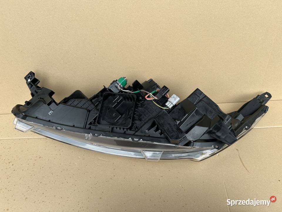 MITSUBISHI ECLIPSE CROSS W3153 Reflektor Lampa Bolesławiec