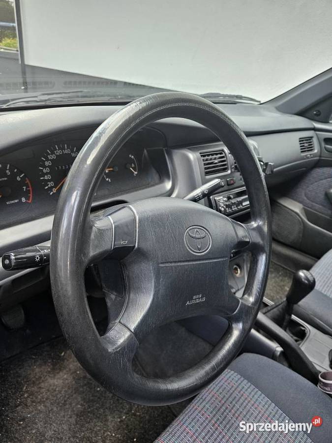 Toyota Carina E benzyna
