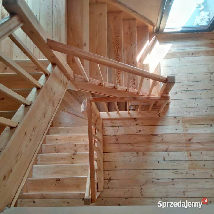 Renowacje schodów drewnianych cyklinowanie