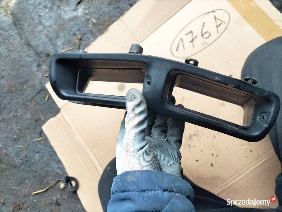 AUDI 80 B4 80B4 UCHWYT RĄCZKA DRZWI LEWY PRZÓD Kamień-Kolonia