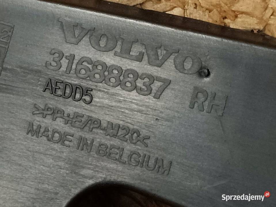 VOLVO V60 II ŚLIZG MOCOWANIE ZDERZAKA PRAWY TYŁ Pleszew sprzedam