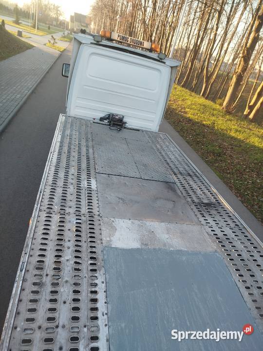Pomoc Drogowa Mercedes Sprinter 413 Laweta 2003r Rok produkcji 2003 mazowieckie