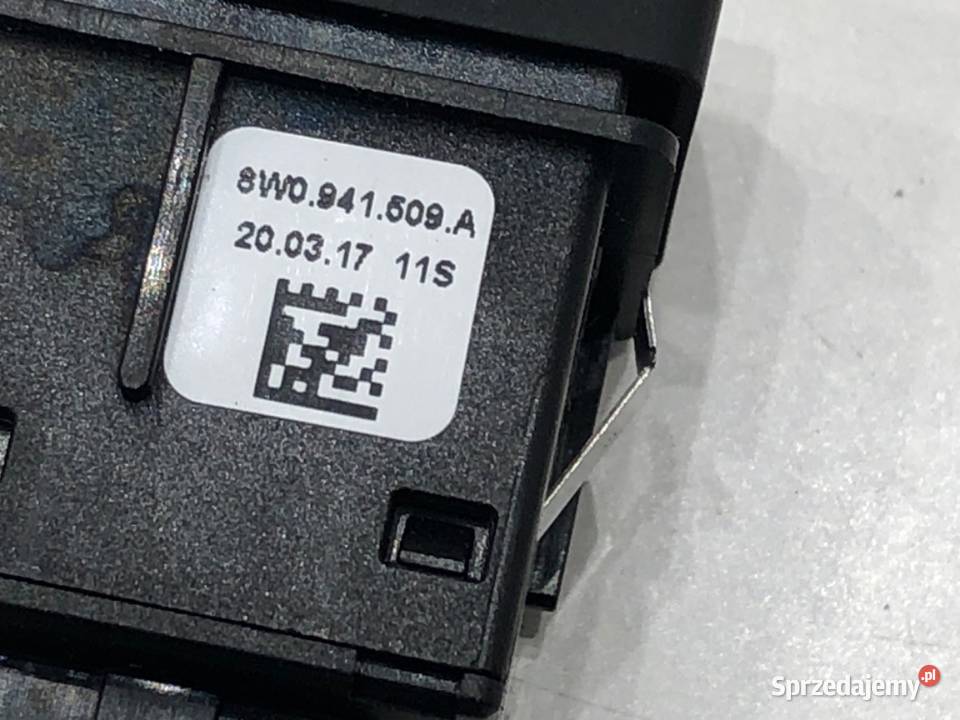 WŁĄCZNIK ŚWIATEŁ AWARYJNYCH AUDI A4 B9 osobowe Części samochodowe podkarpackie