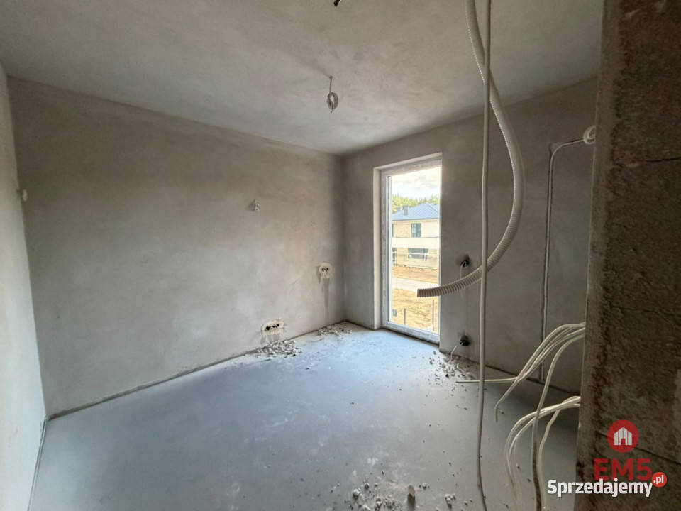 sprzedaży domu bliźniaka Niewodnica Korycka 5523zł/m2