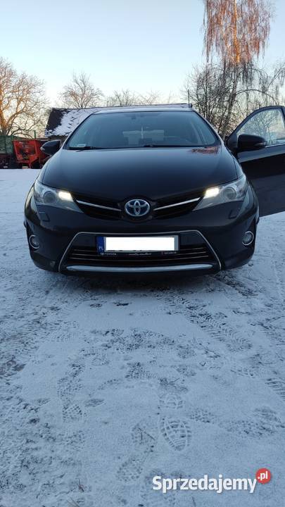 toyota auris 18 hybrid bogata wersja selection Auris