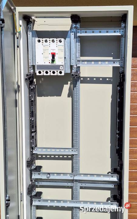 Hager univers Rozdzielnica stojąca 550x1850x275 sprzedam