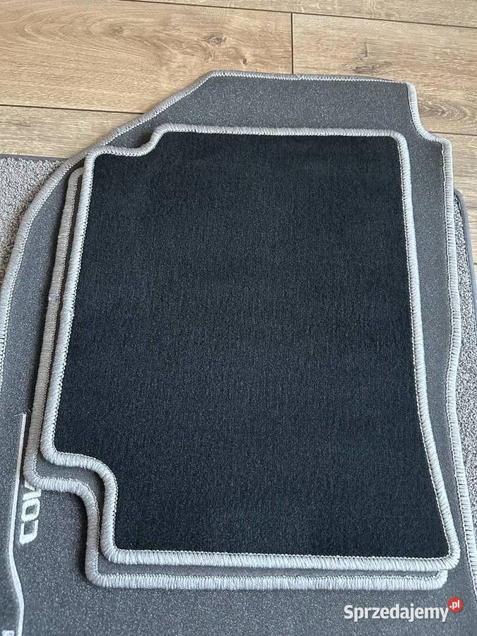 Dywaniki dywany nowe welurowe Toyota Corolla Dywaniki