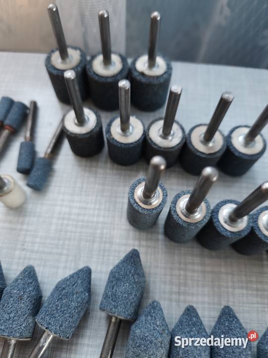 Kamienie ściernice trzpieniowe różnych średnic i podkarpackie Pruchnik sprzedam