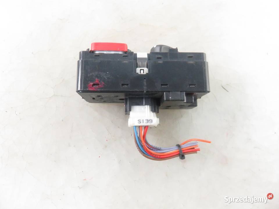 WŁĄCZNIK ŚWIATEŁ SCANIA R I 20042019 0431601