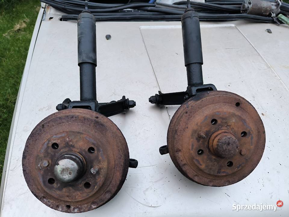 Fiat 126p EL FL wykładzina podłoga komplet Stalowa Wola