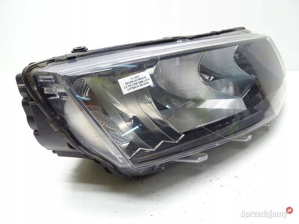 LAMPA REFLEKTOR PRAWA PRAWY PRZÓD PRZEDNIA SKODA osobowe Lampy przednie