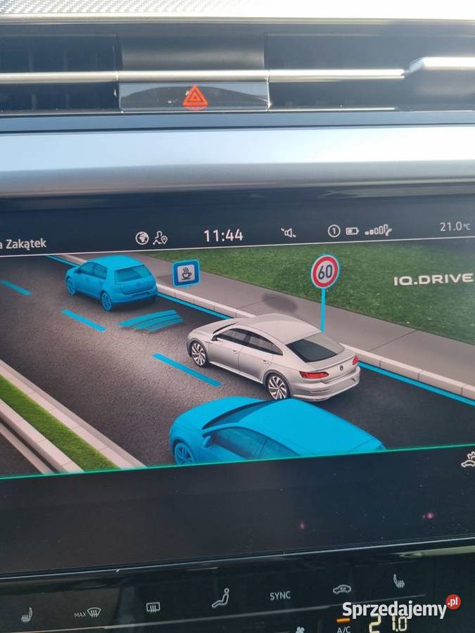 Roczny Arteon sedan Rline pierwszy właściciel bluetooth Bieruń