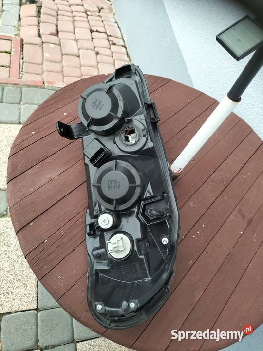 Lampy przednie do nissan almera 2005r