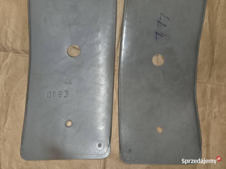 Trabant 601 Nowe oryginalne szare podkładki gumy Piaseczno