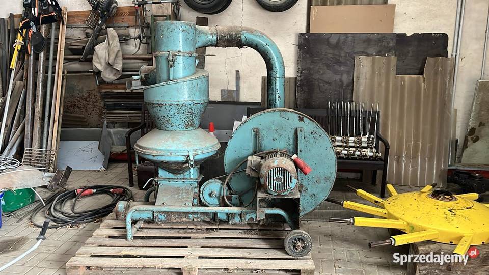 Dmuchawa ssąco tłocząca z podajnikiem niemiecka Radoszyce