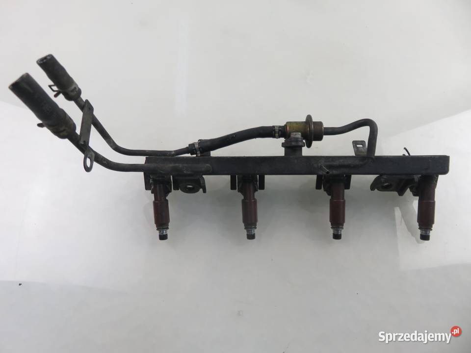 LISTWA WTRYSKOWA SUZUKI LIANA LIFTBACK 16 M16A osobowe
