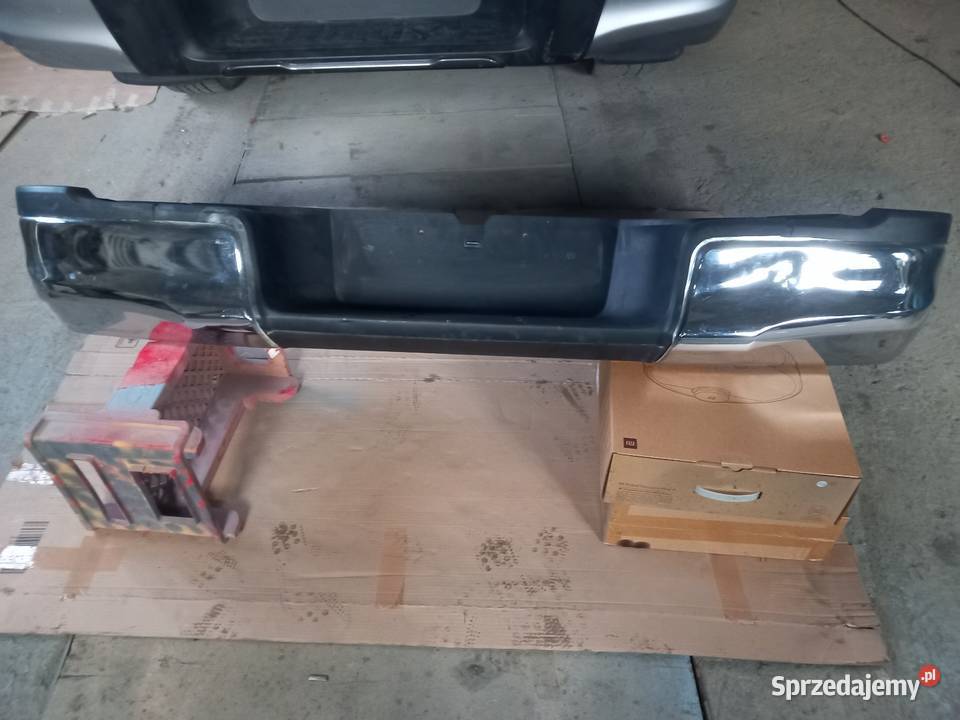 Zderzak hilux 2020r Kielce sprzedam