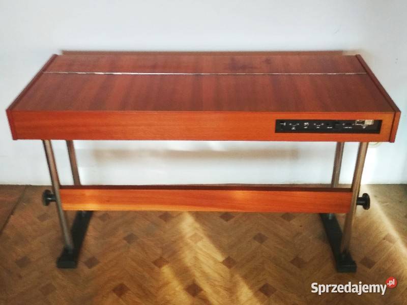 Pianino UNITRA Estrada 108