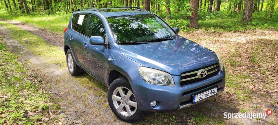Toyota RAV4 20 VVT 4x4 benzynaLPG elektryczne szyby Staszów sprzedam