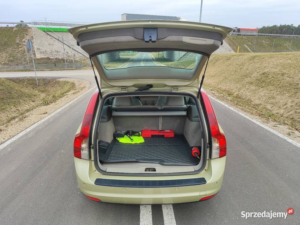 VOLVO V50 LIFT 20 DIESEL IGŁA ZADBANE 6 LAT W 136KM Poręba