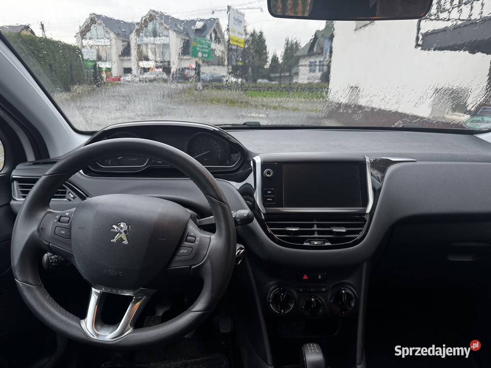 Peugeot 208 lift 2015r klimatyzacja Lampy led 12 Jabłonka