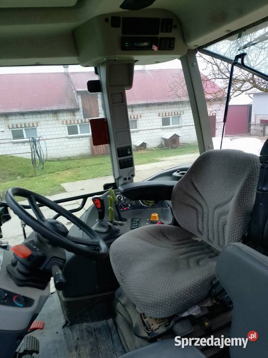 Claas Arion 630C Uchanie