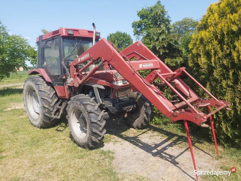 Case 795 XL z turem Mailleux Grzegorzew