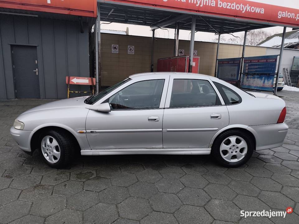 Opel Vectra 18 klimahakdługie opłaty Głubczyce