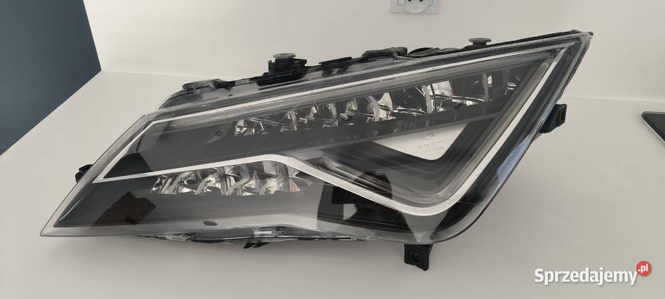 Lampa Reflektor Seat Leon 3 Lift III LED Lewa Dąbrowa Górnicza