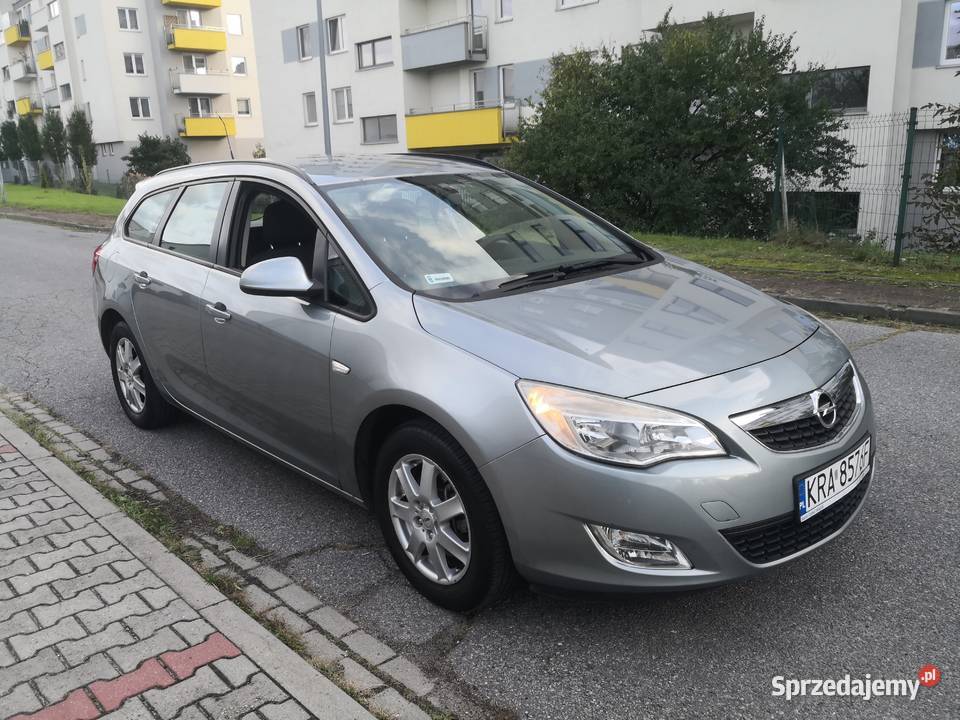 Opel Astra 17 CDTI kombi Samochody osobowe Kraków sprzedam