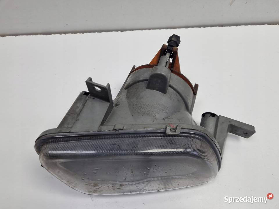 Volvo XC70 I V70 II lift PRAWY PRZEDNI HALOGEN osobowe Chełm