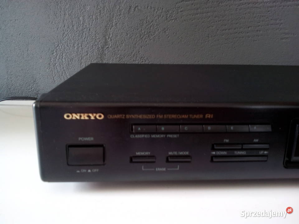 Tuner Onkyo T4930 Kąty Wrocławskie sprzedam