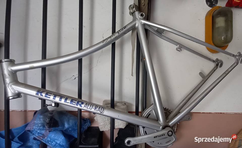 WYPRZEDAŻ GARAŻOWA