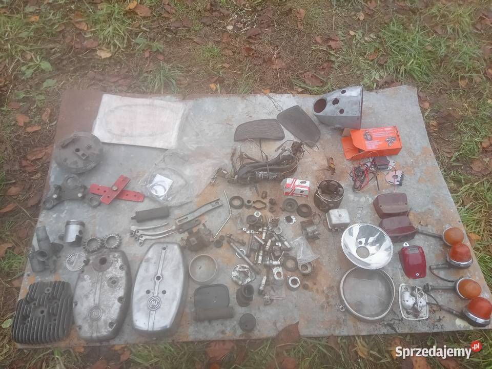 Jawa 175 cz 175 części głowica pokrywa Brzozówka sprzedam