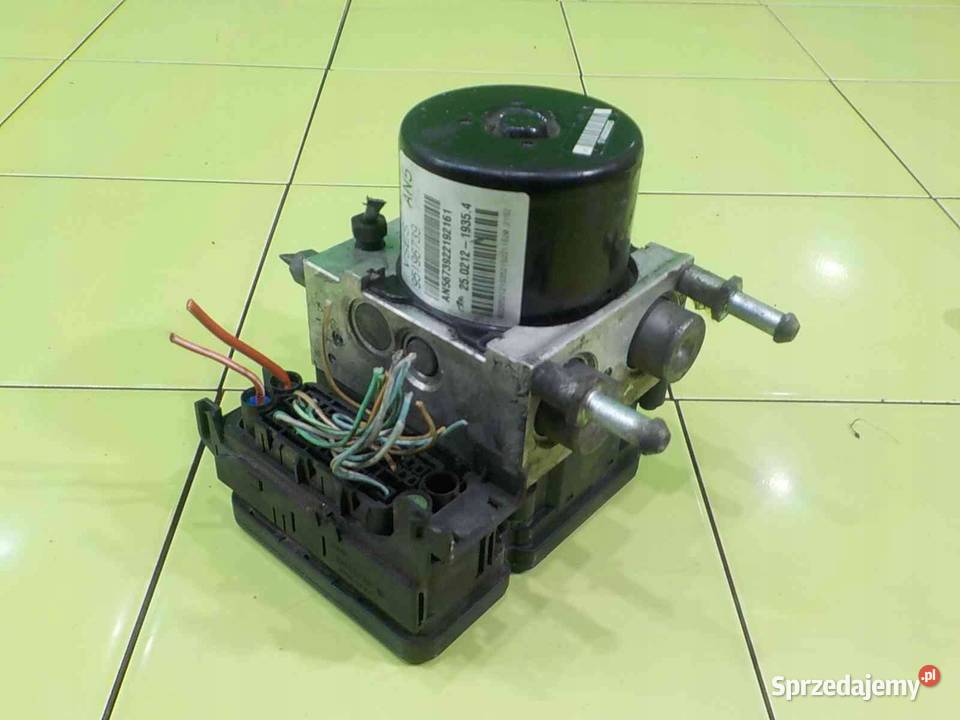 OPEL ANTARA LIFT 22 CDTI 12r pompa ABS 95196739 osobowe Suków sprzedam