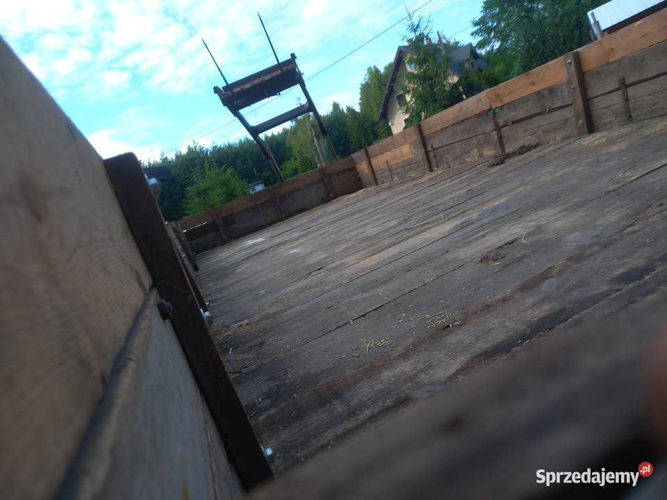 Przyczepa do balotów sianasłomy Przyczepy rolnicze Sieradz sprzedam