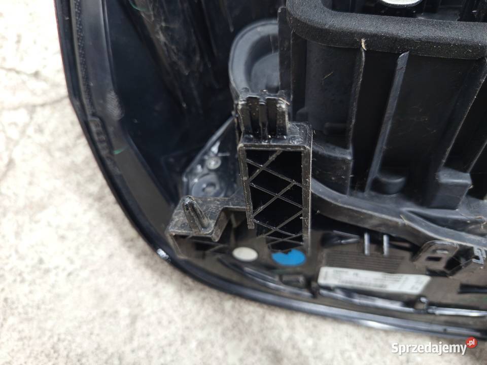 Lampa tył prawy corsa f orginalna Lampy tylne Rzeszów