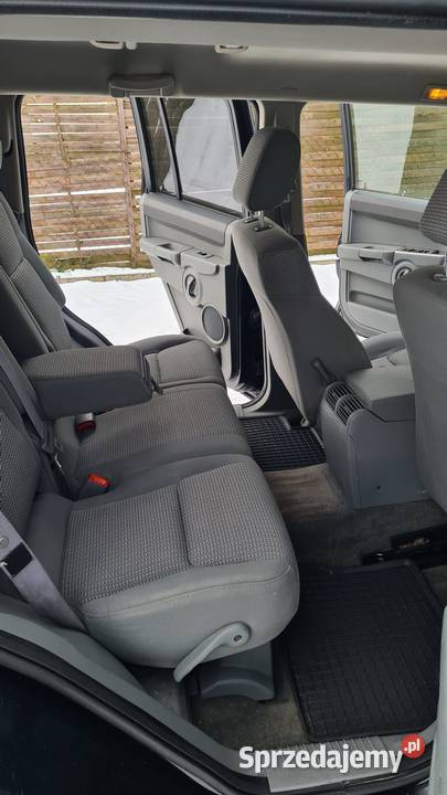 Sprzedam Jeep Commander 37 LPG 4X4 OKAZJA Obierwia sprzedam