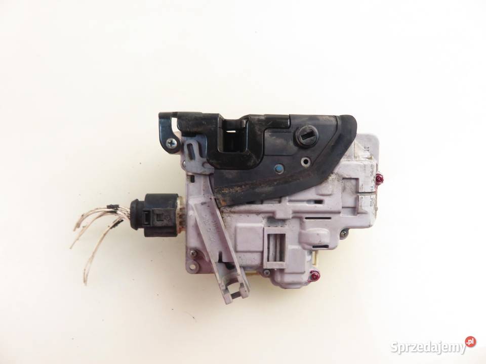 ZAMEK LEWY TYLNY VW PASSAT B6 3C4839015A