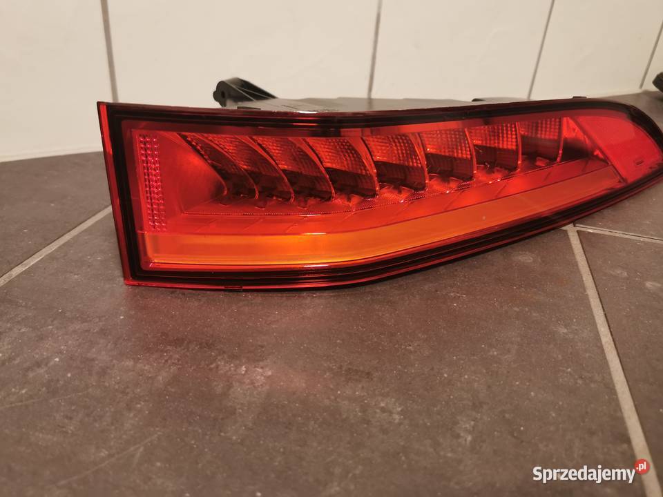 LAMPA TYŁ PRAWA TYLNA JAGUAR FPACE X761 Pielgrzymka