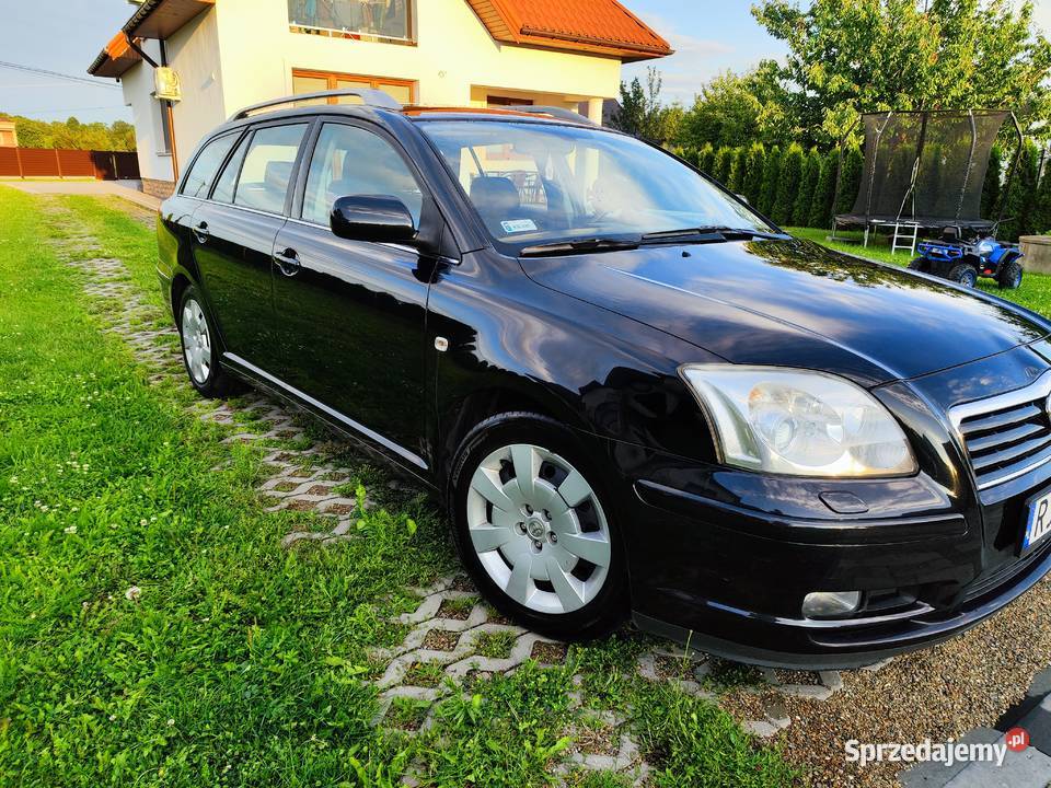 Toyota Avensis T25 2005 Avensis Nowy Żmigród