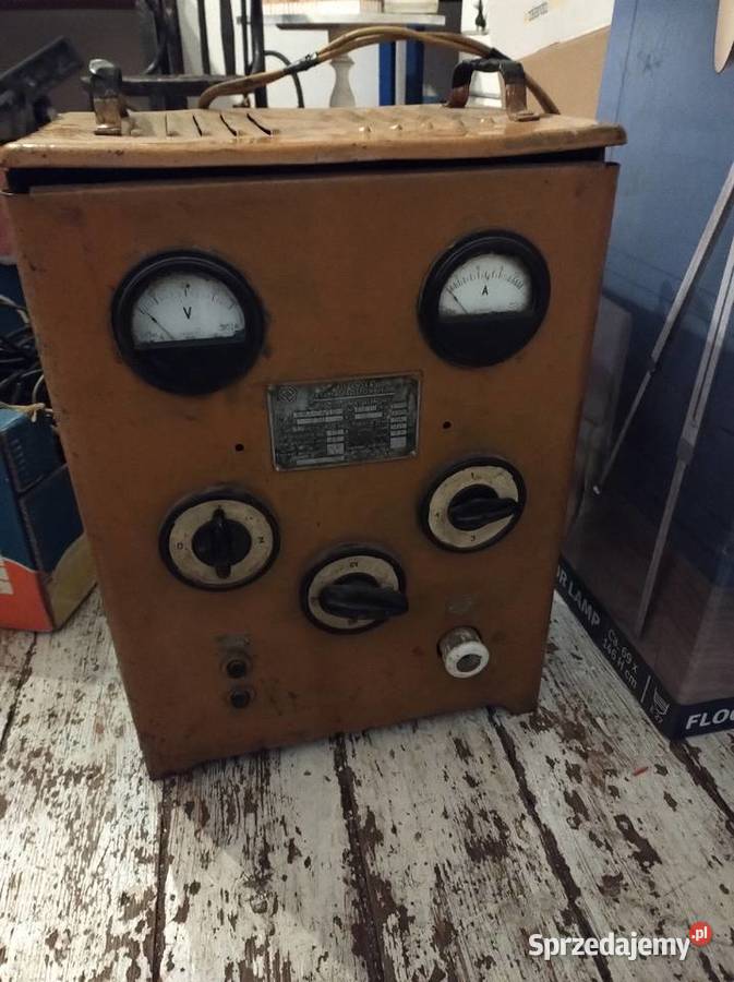 Prostownik prl z 1968 roku Poznań