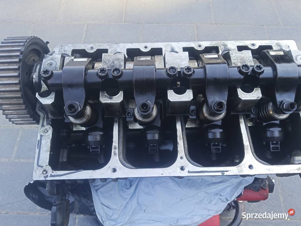 Głowica wałek pompowtrysk 19 TDI Bls Daleszyce