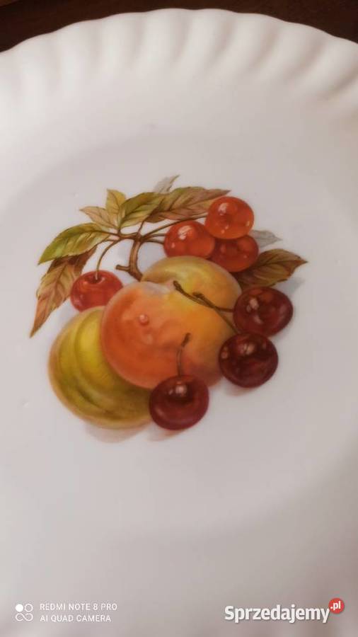 Talerzyk deserowy z owocami Hartporzellan Porcelana i szkło pomorskie Gdańsk