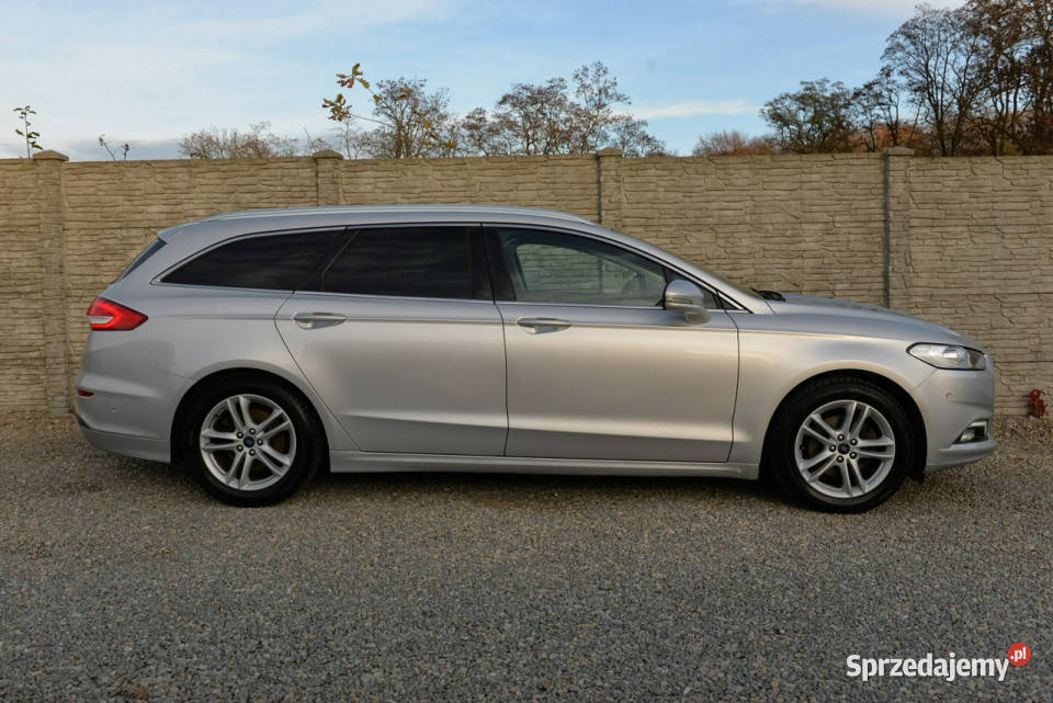 Ford Mondeo 20 TDCi 150 Titanium Szyberdach Navi centralny zamek