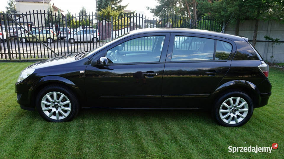 Opel Astra zarejestrowany ubezpieczony Gwarancja Astra lubuskie Zielona Góra sprzedam