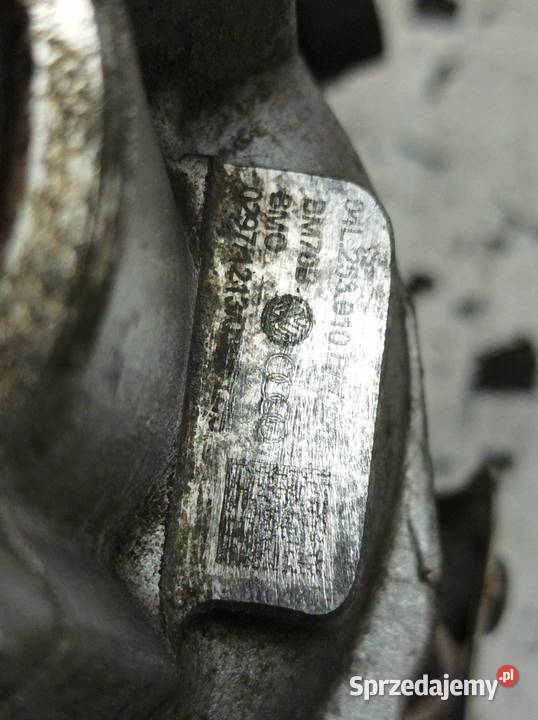 TURBOSPRĘŻARKA 04L253010L 20 TDI Audi A3 III Części samochodowe