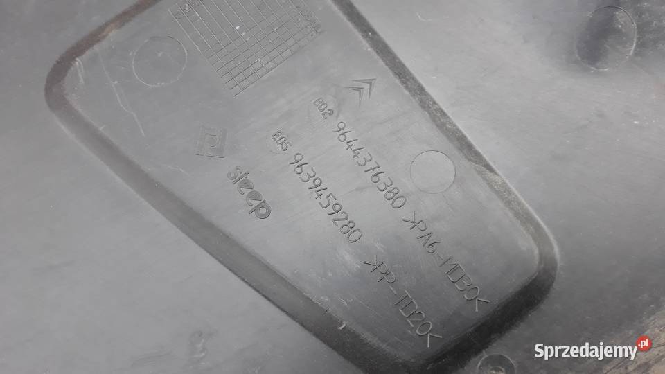 CITROEN C5 20012004 OSŁONA GÓRNA PRAWA SILNIKA Międzychód