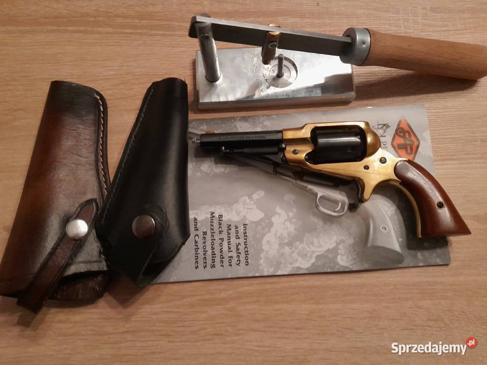 Sprzedam rewolwer czarnoprochowy Remington sprzedam